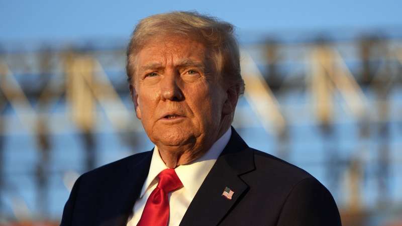 Трамп не получает полной информации о ситуации на Украине, считает эксперт