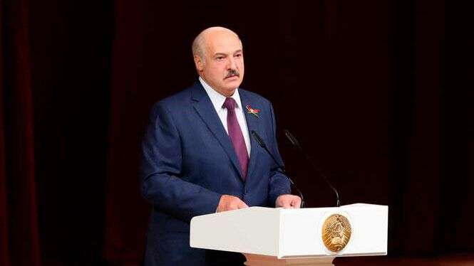 Лукашенко поздравил украинцев с Днем независимости