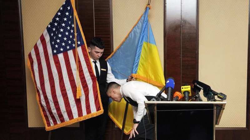 США, несмотря на обещание, не поставили Киеву радиотехнику