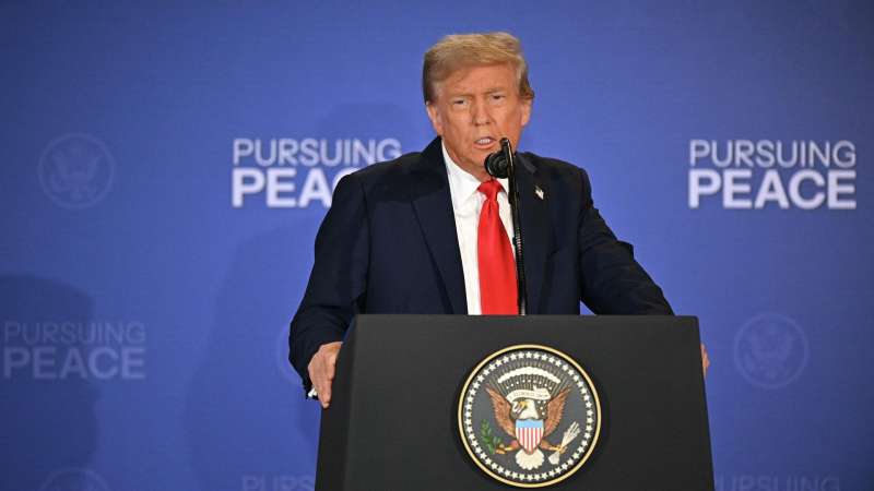 Трамп обвинил американские СМИ в искажении правды о саммите на Аляске