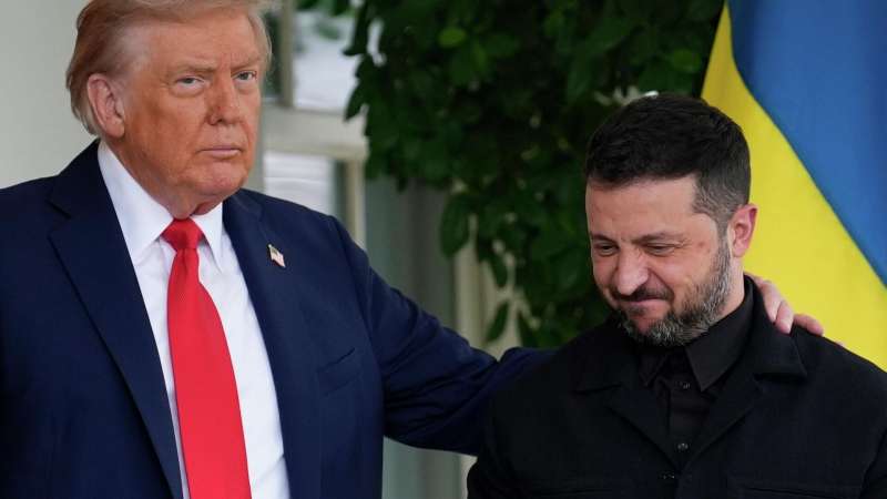 Зеленский рассказал Трампу, что приехал в своем лучшем костюме, пишут СМИ