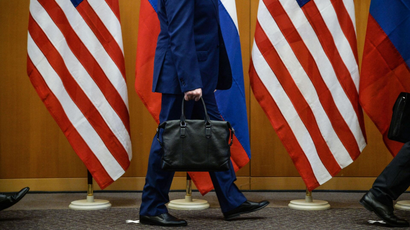 Эксперт призвал Россию и США начать переговоры по ДСНВ