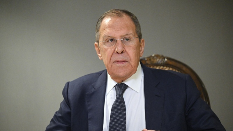 Лавров примет участие в саммите на Аляске