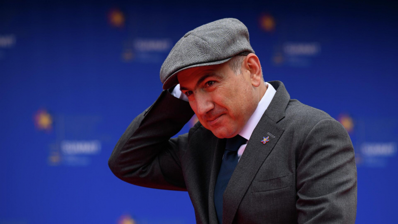 Пашиняну важнее собственное благополучие, чем судьба Армении, заявили в ГД