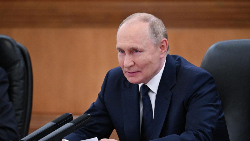 Путин: Россия надеется на продолжение конструктивного диалога с США