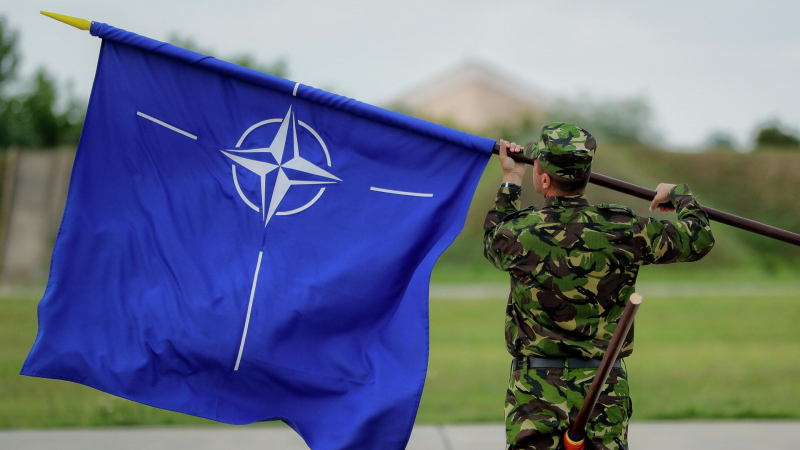 Швеция не обозначила параметры участия в операции НАТО, заявило посольство