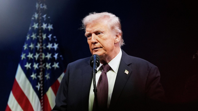СМИ узнали, к чему Трамп велел приготовиться ведомствам США