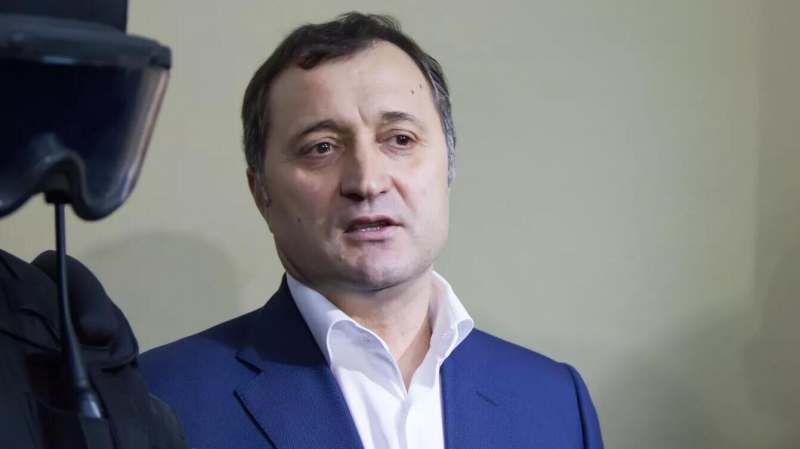 Суд обязал ЦИК Молдавии зарегистрировать партию Филата на выборы