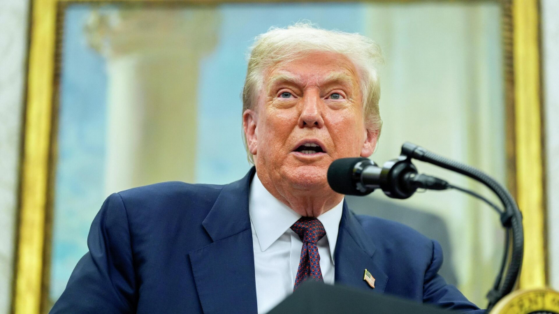 Трамп потребовал отставки главы совета директоров Intel
