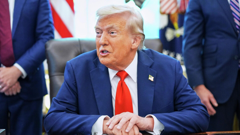 Трамп приостановил военную поддержку Тайваня