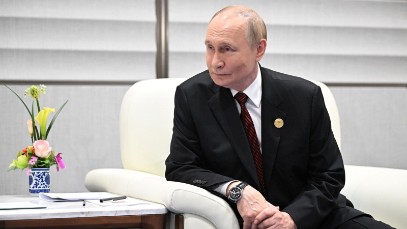 Украина наносит ущерб не только России, заявил Путин
