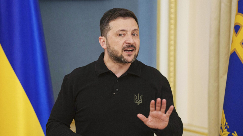 В компартии ЮАР обвинили Зеленского в затягивании конфликта на Украине