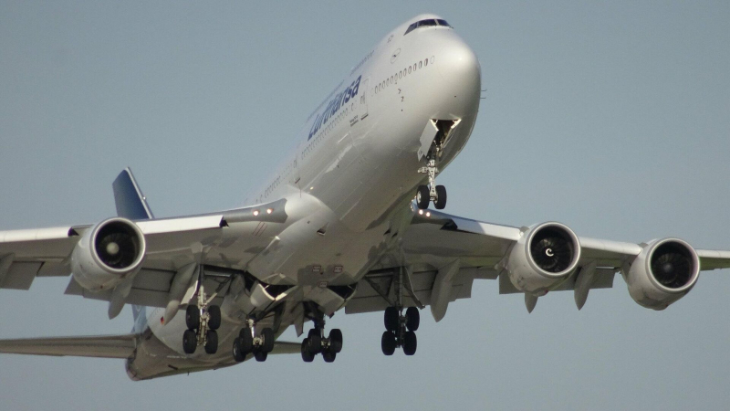 WP написала о возможной скорой передаче Катаром президентского Boeing США