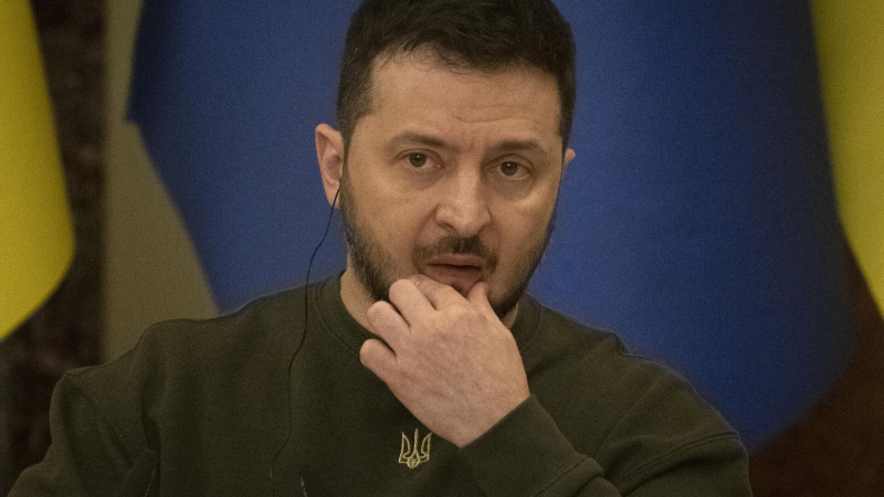 Зеленский не знает, как вернуть отошедшие под контроль России территории